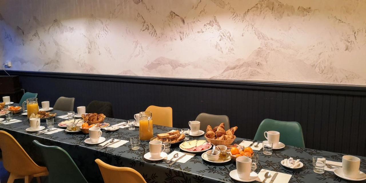 Le Relais D'Avajan Bed & Breakfast Bagian luar foto